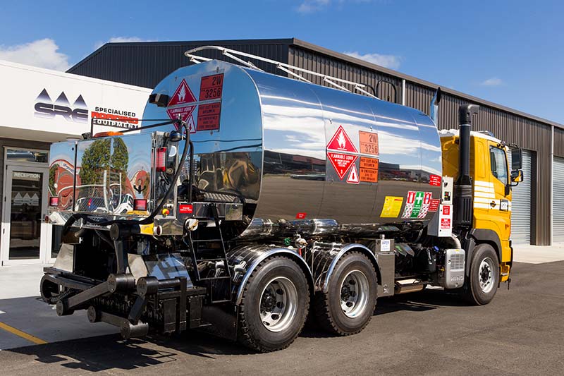 SRE Services - Manufacturers of quality bitumen sprayers and trailers